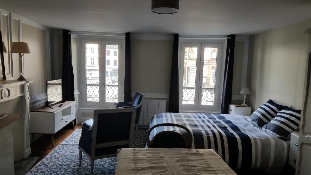 Appart'Hotel De La Mairie Morlaix Exterior photo